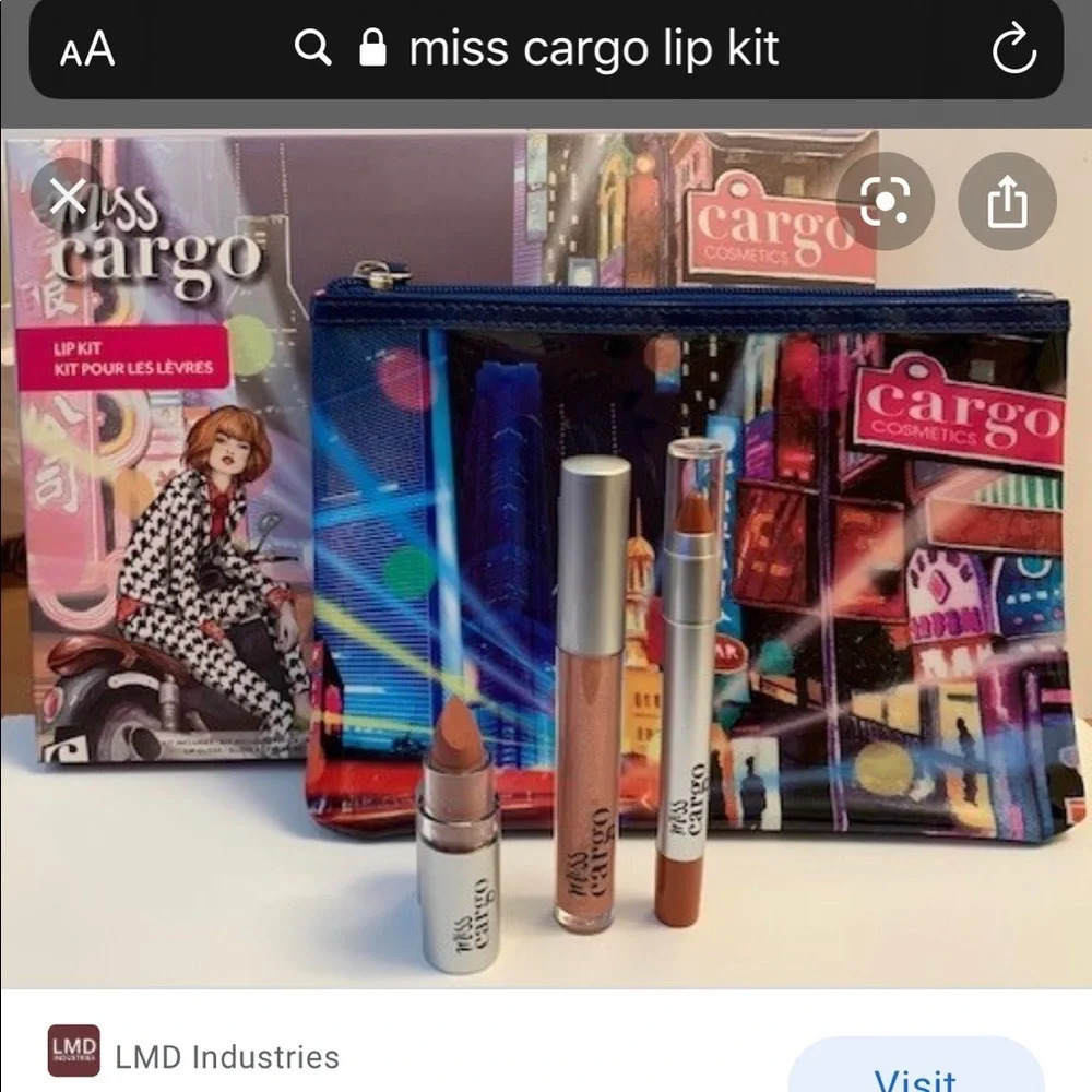 NIB MISS CARGO LIP KIT